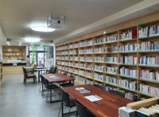 복지회관(1층 작은 도서실)